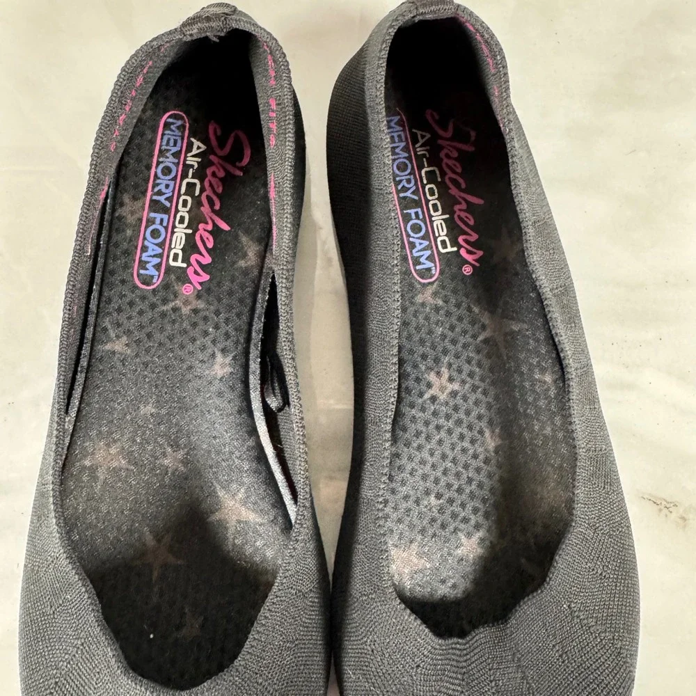 Skechers Black Knit Pointed‎ Toe Flats Air Cooled Memory Foam Insoles Slip On 7